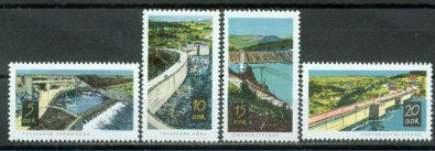 4a-1403.jpg (24059 Byte)