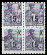 ddab438b.jpg (22024 Byte)